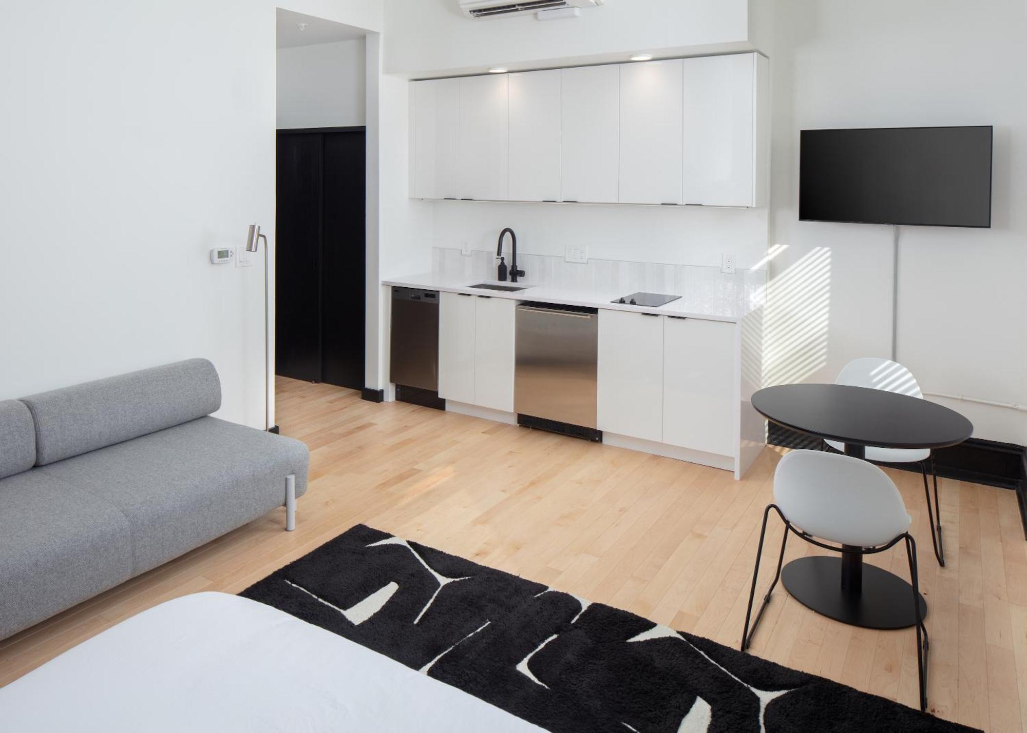 Kasa The Niche Apartahotel 4*